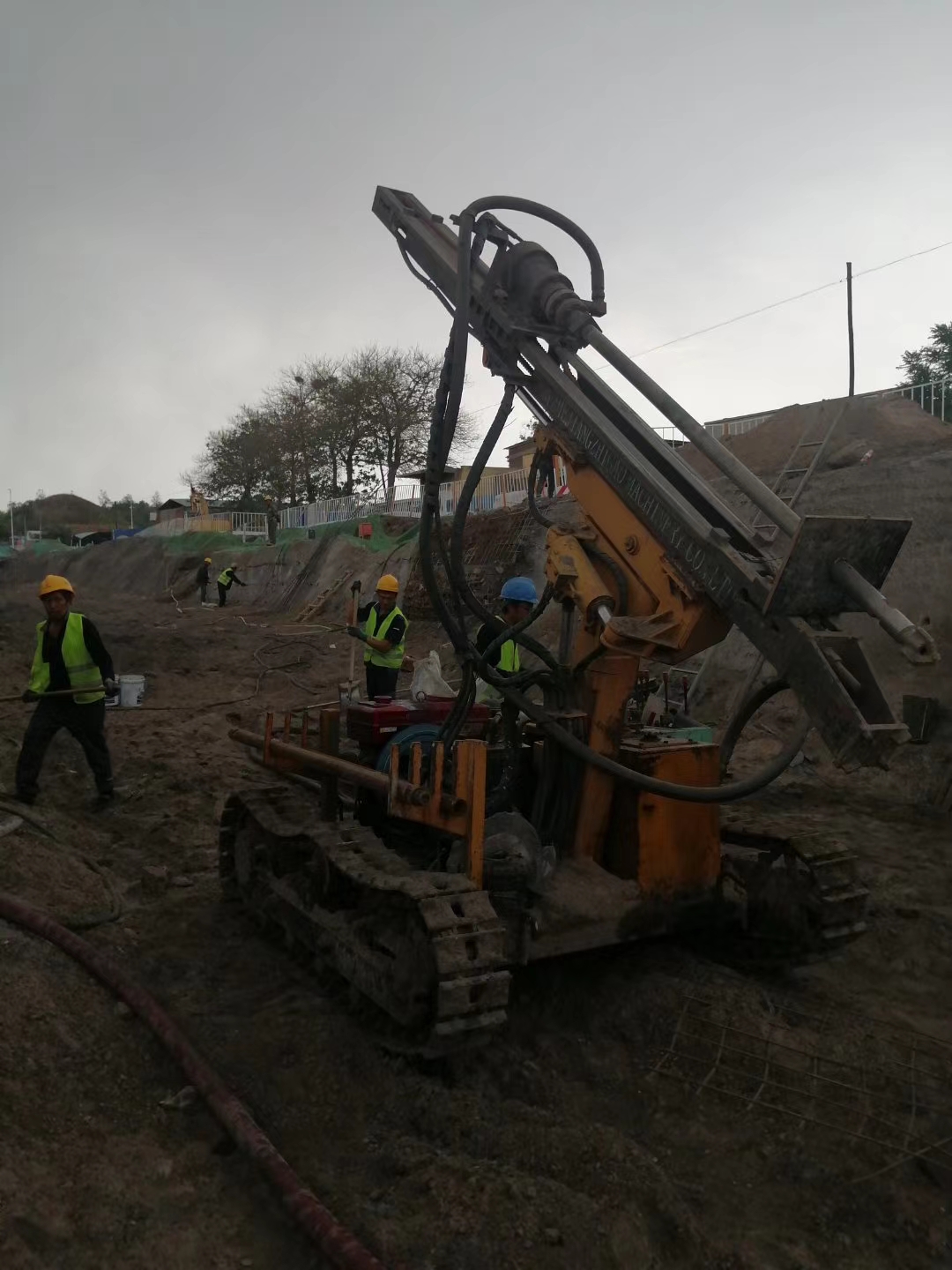 唐县农村老房想加层怕基础受不住？教你4大基础加固法